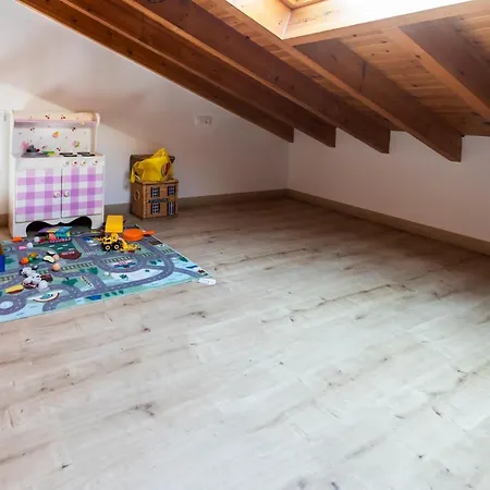 El Jardin Del Erizo - Jardin Y Vistas A La Sierra Villa Llanes