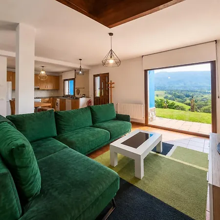 Villa El Jardin Del Erizo – Jardín Y Vistas A La Sierra Llanes