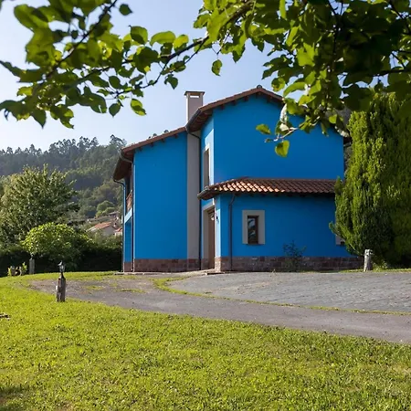 El Jardin Del Erizo – Jardín Y Vistas A La Sierra * Llanes