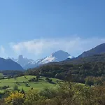 El Jardin Del Erizo – Jardín Y Vistas A La Sierra *